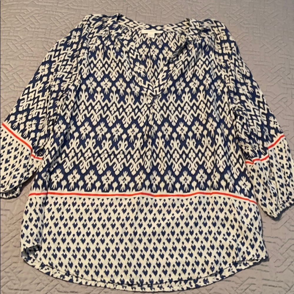Women’s Blouse Sz XS Ikat style print